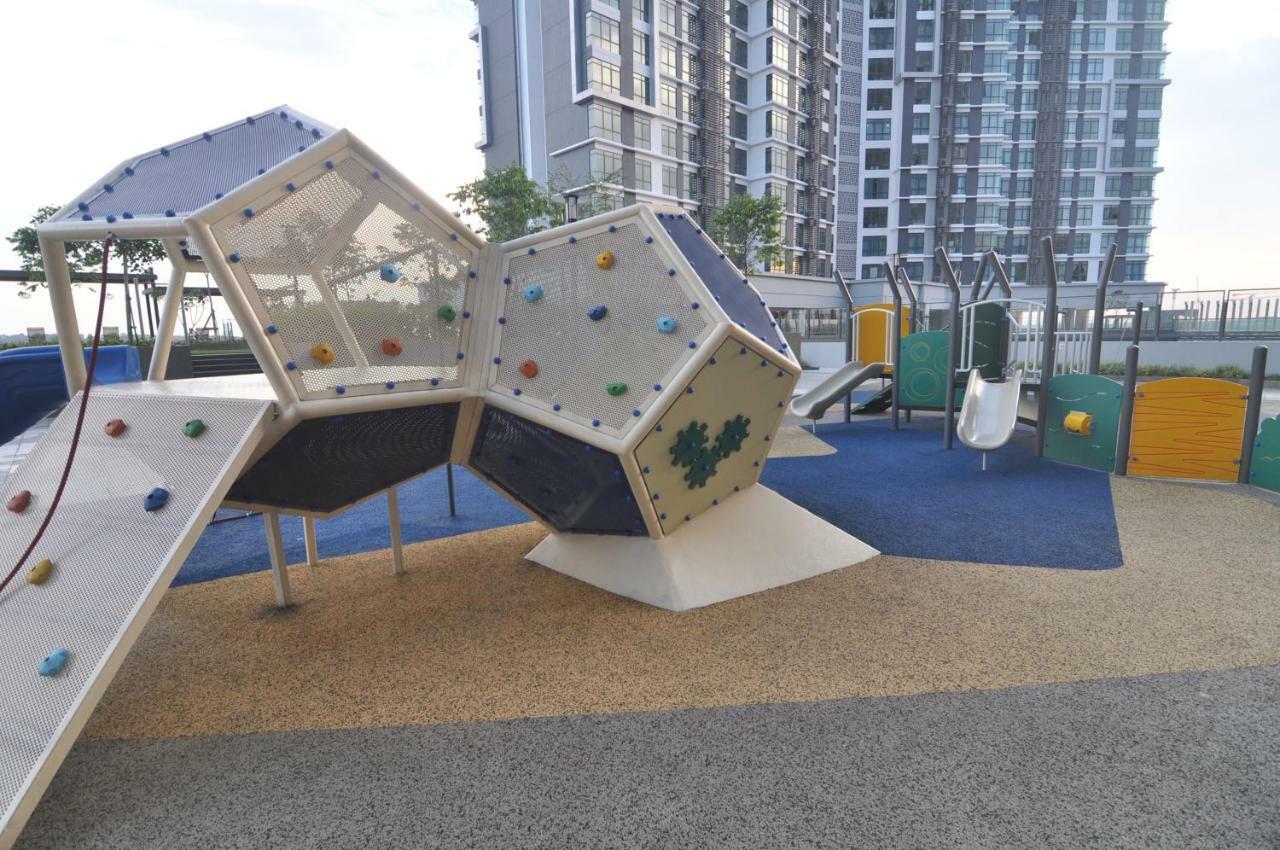 Kenwingston Square Garden By Idealhub Cyberjaya Luaran gambar
