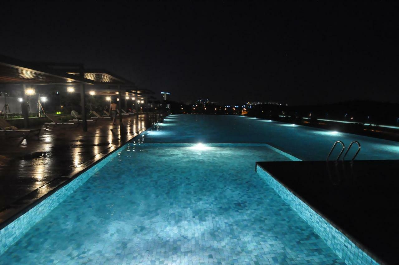 Kenwingston Square Garden By Idealhub Cyberjaya Luaran gambar